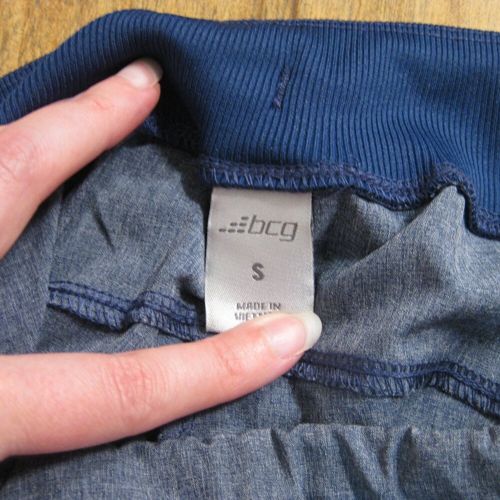 NWT BCG medieval blue heather capri capris pants S small - Picture 8 of 9